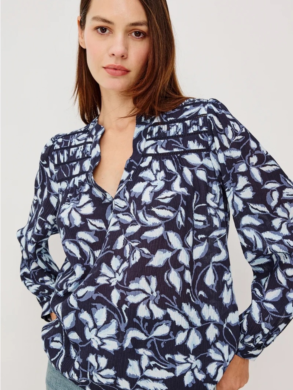 Rails Navy & Light Blue Floral Pintuck Split-Neck Blouse